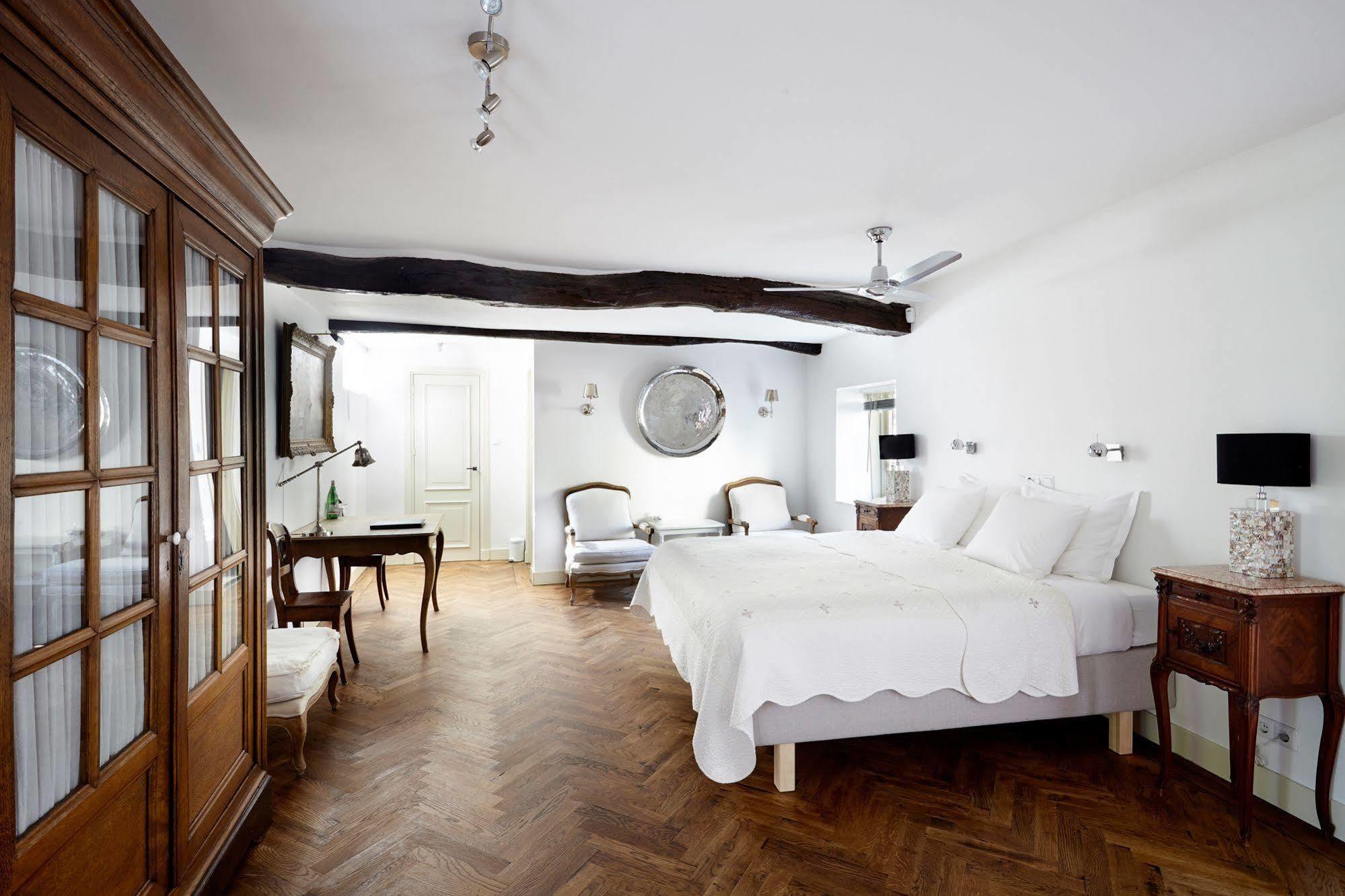 Boutique Bonjour Bed & Breakfast 4*